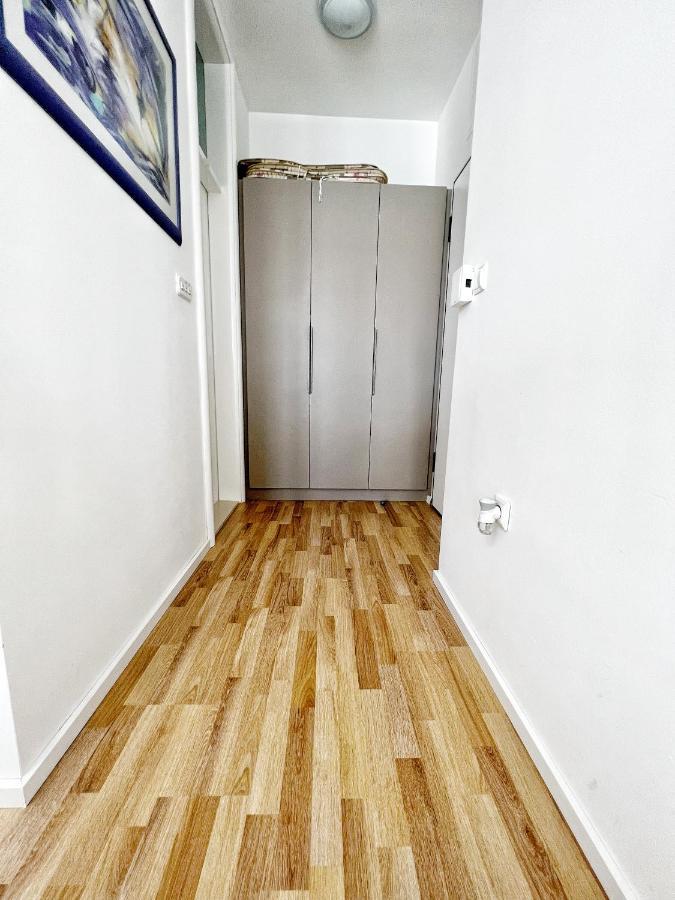Studio Apartma Pag Blue Ocean 1 With Sea View Pag Town Exterior photo